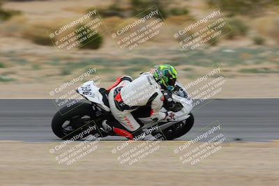 media/Jan-14-2023-SoCal Trackdays (Sat) [[497694156f]]/Turn 9 Set 2 (1130am)/